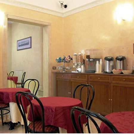 Hotel Papa Germano Rome Buitenkant foto