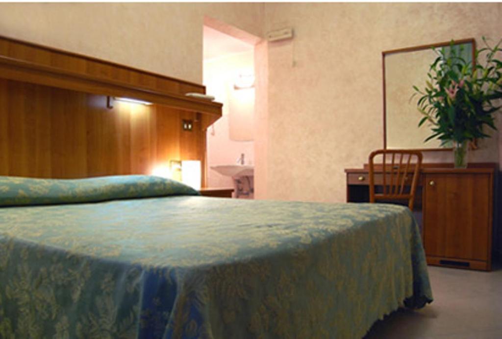 Hotel Papa Germano Rome Buitenkant foto